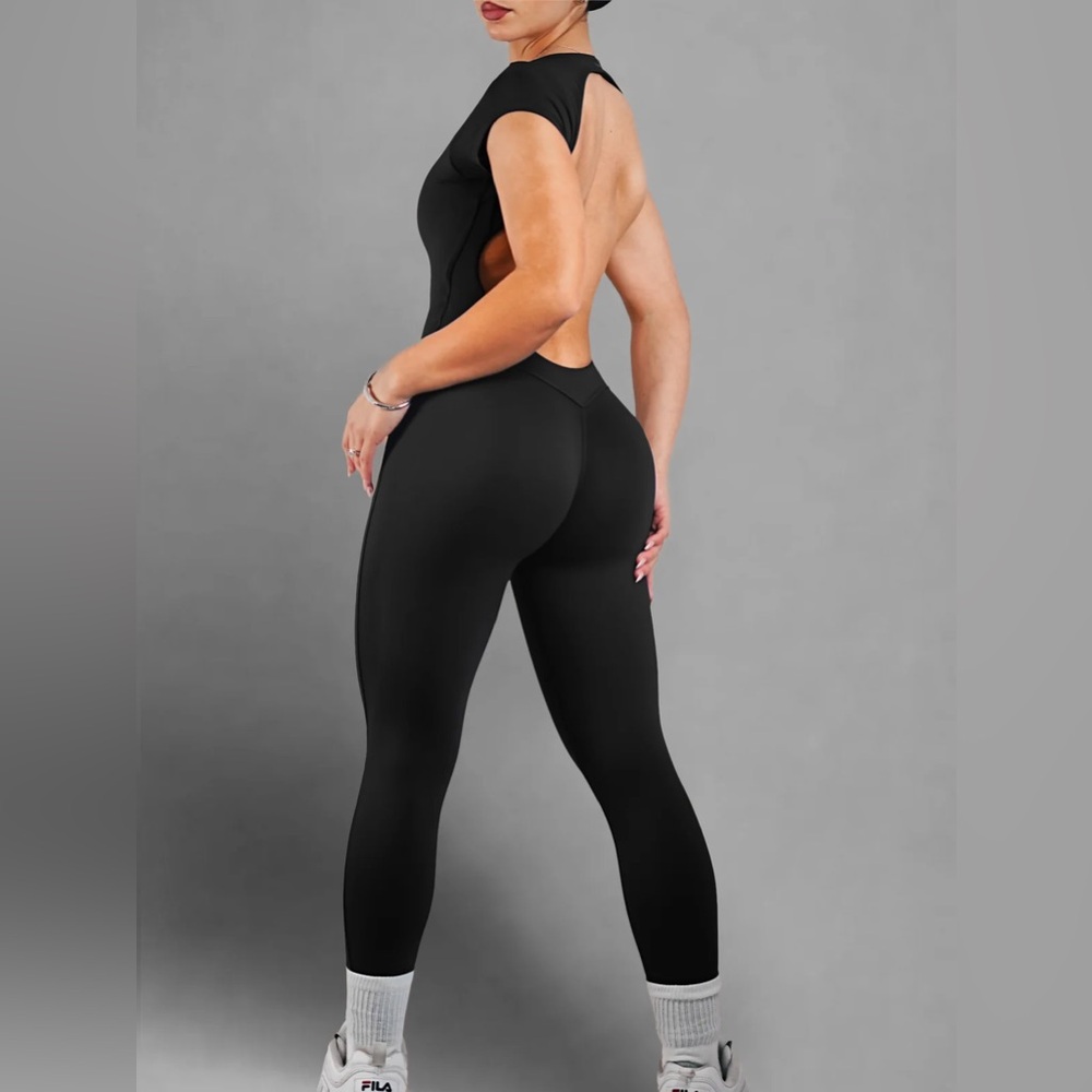 Elegant Black Open-Back Jumpsuit